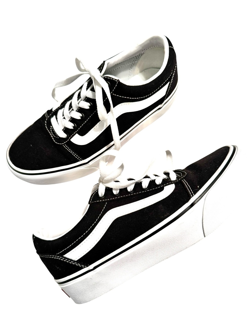 Vans Old Skool Low Top Black & White Iconic Canvas Sneakers Women’z size 8 NWOB - Picture 3 of 9